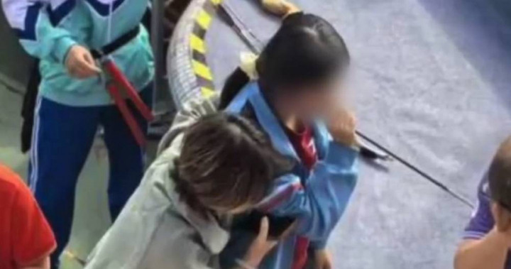 Nữ sinh bị bắn tên trúng mặt trong hội thi thể thao của trường- Ảnh 1.