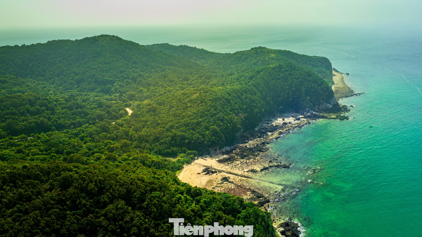 Điều đặc biệt ở hòn đảo được ví như cột mốc trên biển của Tổ quốc- Ảnh 5.