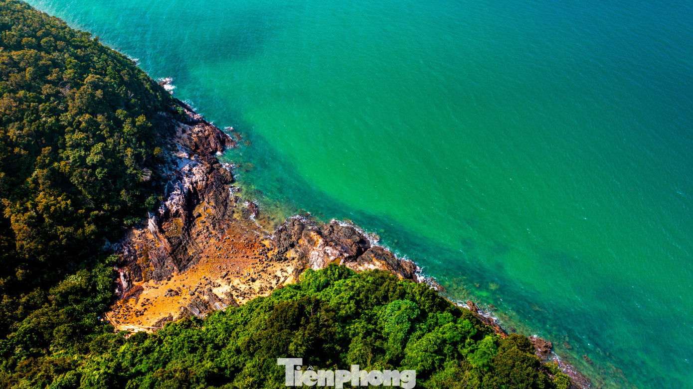 Điều đặc biệt ở hòn đảo được ví như cột mốc trên biển của Tổ quốc- Ảnh 17.