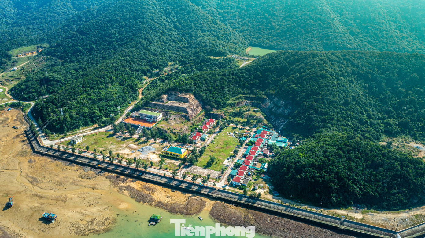 Điều đặc biệt ở hòn đảo được ví như cột mốc trên biển của Tổ quốc- Ảnh 8.