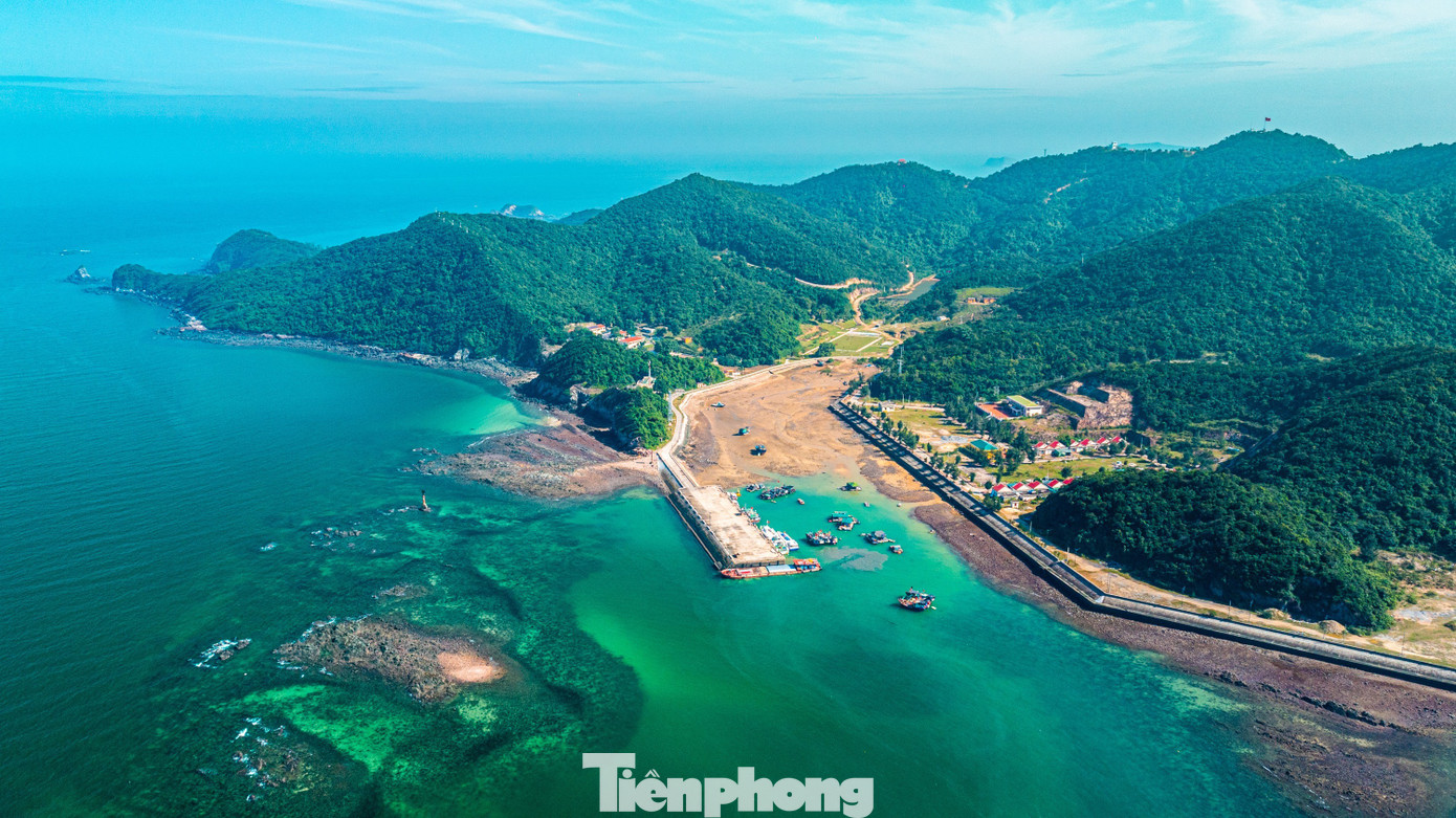 Điều đặc biệt ở hòn đảo được ví như cột mốc trên biển của Tổ quốc- Ảnh 3.