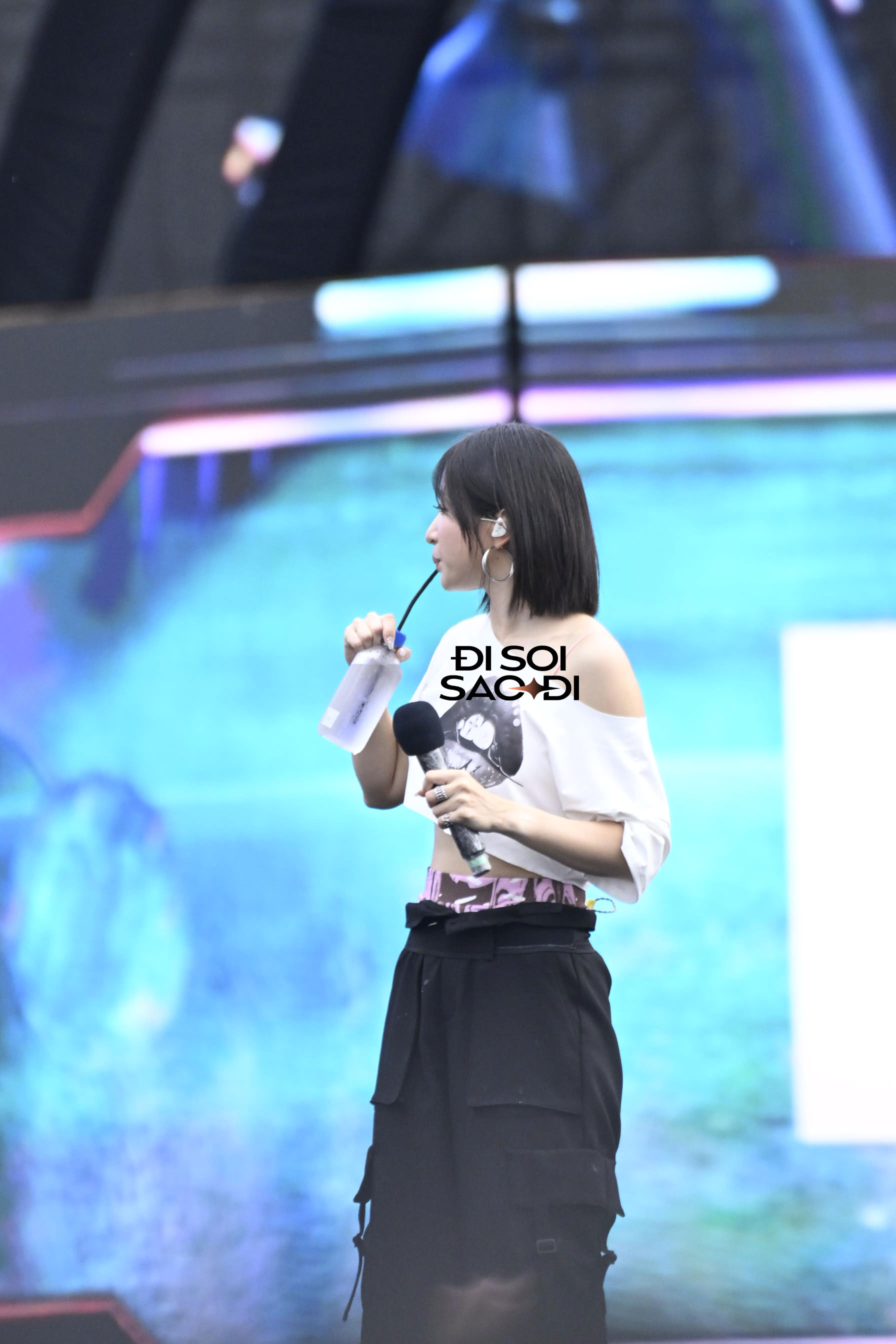 Hani (EXID) sexy "xịt máu" đốt cháy sân khấu WATERBOMB, xứng danh "nữ thần fancam" đích thực!- Ảnh 9. Hani (EXID) sexy "xịt máu" đốt cháy sân khấu WATERBOMB, xứng danh "nữ thần fancam" đích thực!- Ảnh 9.