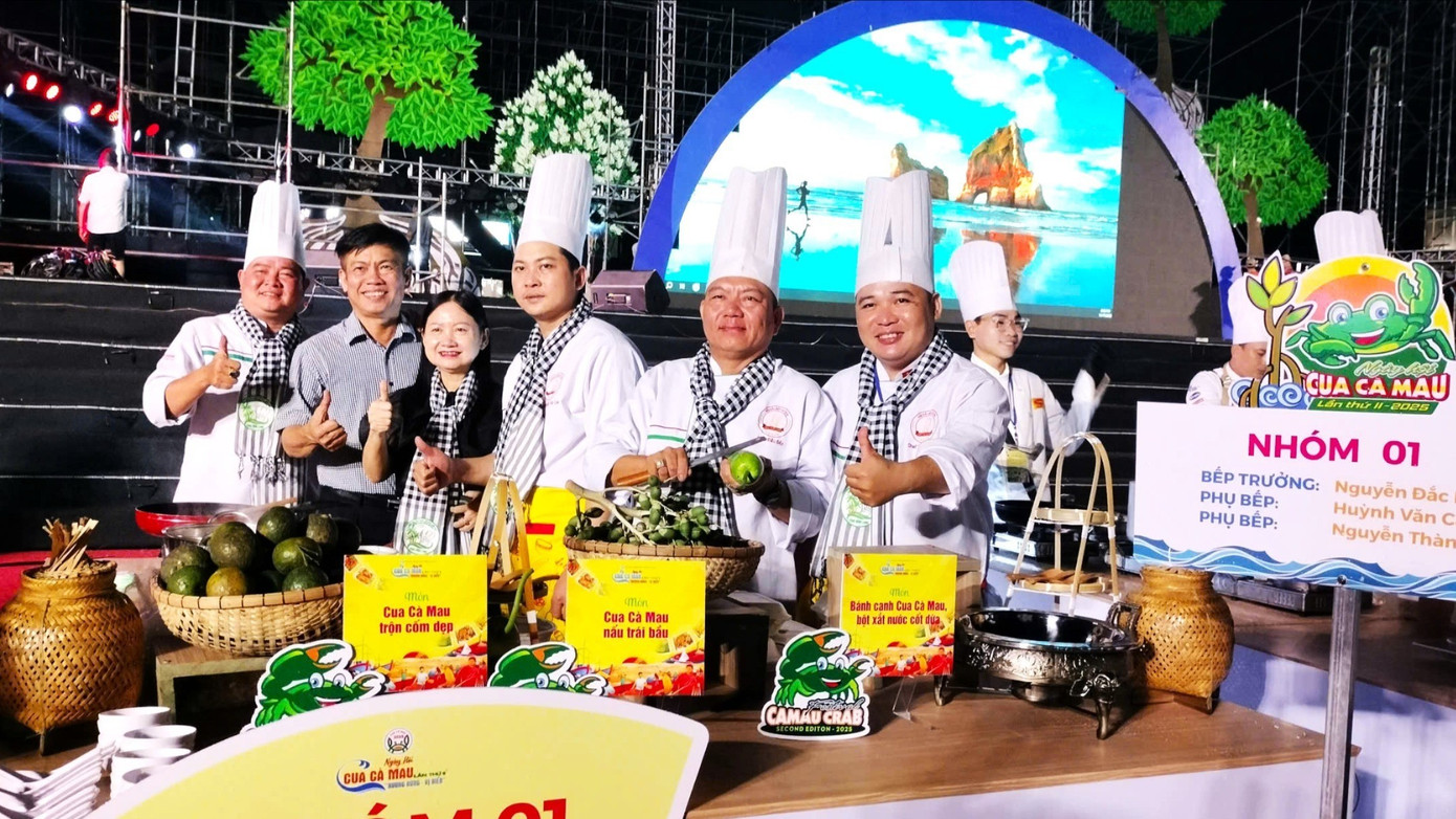 Độc lạ Cà Mau: Chen chân xem 'đua cua'- Ảnh 9.