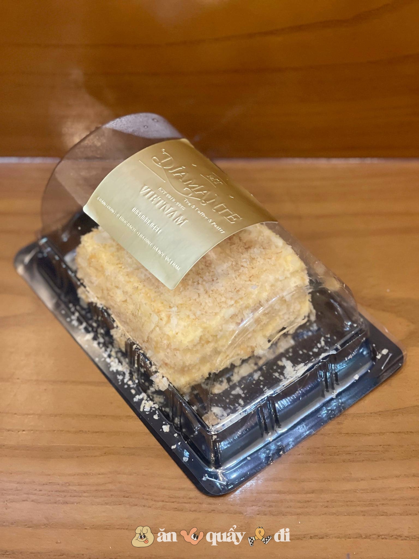 Review chiếc bánh khiến hơn 2000 người ở Hà Nội xếp số mua: 85k và 20 ngày chờ liệu có đáng?- Ảnh 2. Review chiếc bánh khiến hơn 2000 người ở Hà Nội xếp số mua: 85k và 20 ngày chờ liệu có đáng?- Ảnh 2.