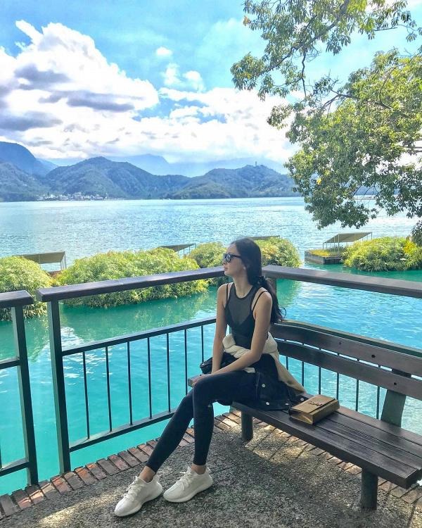 Một Hoa hậu bị thu hồi vương miện, cấm sóng vĩnh viễn vì quá giàu và lười biếng nhất showbiz- Ảnh 7. Một Hoa hậu bị thu hồi vương miện, cấm sóng vĩnh viễn vì quá giàu và lười biếng nhất showbiz- Ảnh 7.