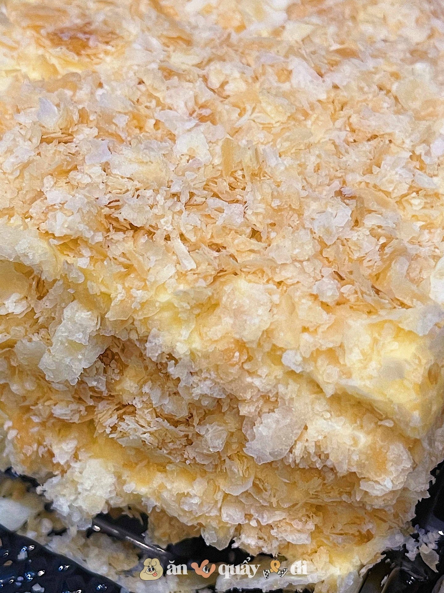 Review chiếc bánh khiến hơn 2000 người ở Hà Nội xếp số mua: 85k và 20 ngày chờ liệu có đáng?- Ảnh 6. Review chiếc bánh khiến hơn 2000 người ở Hà Nội xếp số mua: 85k và 20 ngày chờ liệu có đáng?- Ảnh 6.