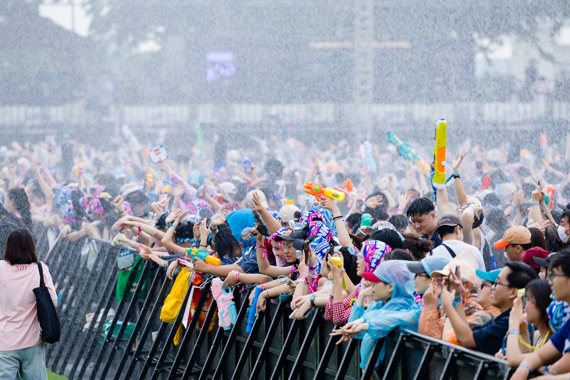 Những cái nhất chỉ có ở WATERBOMB 2025- Ảnh 2. Những cái nhất chỉ có ở WATERBOMB 2025- Ảnh 2.