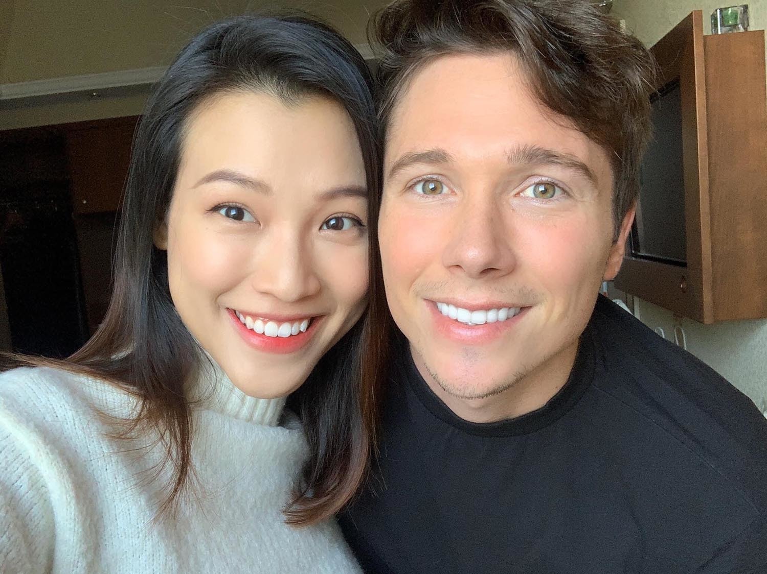 Thái độ của MC Hoàng Oanh sau khi chồng cũ cầu hôn bạn gái mới- Ảnh 5. Thái độ của MC Hoàng Oanh sau khi chồng cũ cầu hôn bạn gái mới- Ảnh 5.