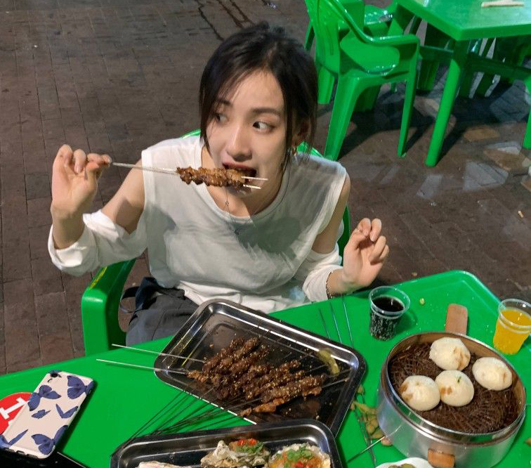 9 thói quen ăn uống khiến chị em "béo không phanh" dù chẳng ăn đêm, mê đồ ngọt hay dầu mỡ- Ảnh 3.