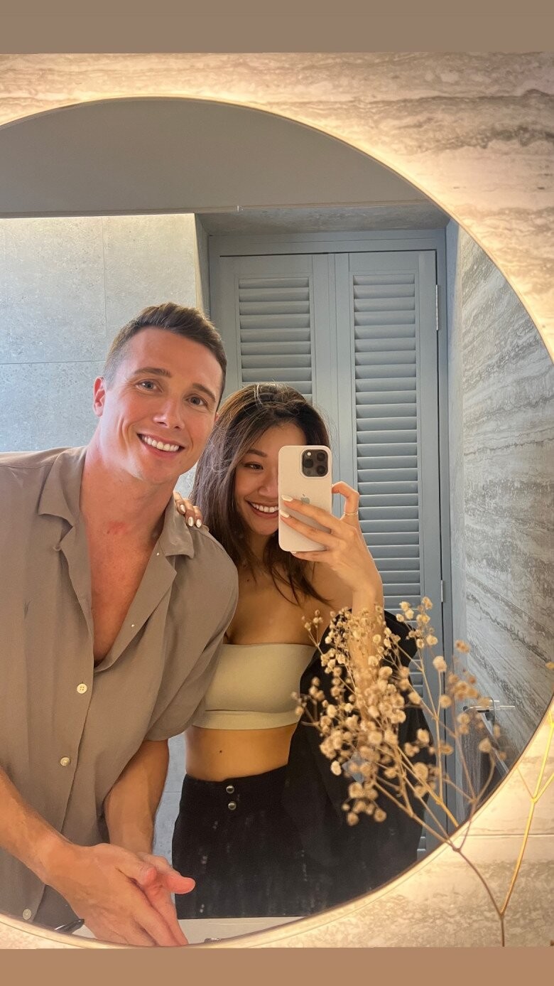 Thái độ của MC Hoàng Oanh sau khi chồng cũ cầu hôn bạn gái mới- Ảnh 3. Thái độ của MC Hoàng Oanh sau khi chồng cũ cầu hôn bạn gái mới- Ảnh 3.