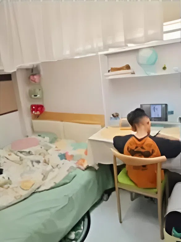 Đăng ảnh khoe con chăm học, mẹ sốc nặng khi bị cư dân mạng phán: "Sau này chỉ làm công nhân!"- Ảnh 3.