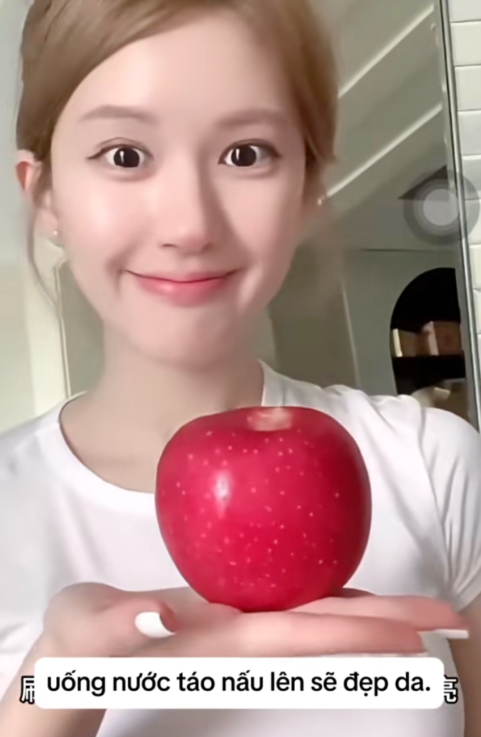 Bí quyết dưỡng nhan của Triệu Lộ Tư: Da xanh xao cũng hóa hồng hào rất đẹp!- Ảnh 13. Bí quyết dưỡng nhan của Triệu Lộ Tư: Da xanh xao cũng hóa hồng hào rất đẹp!- Ảnh 13.