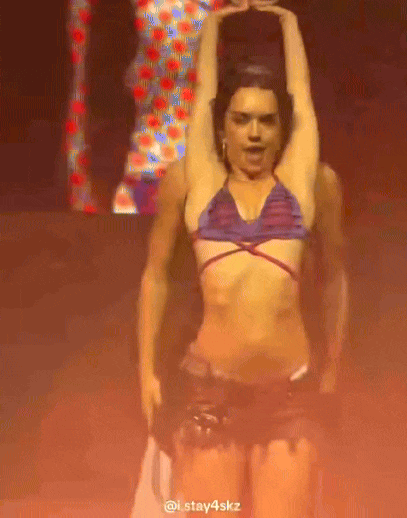 BLACKPINK không có cửa nhảy được như nhóm nữ này, body săn chắc mặc hở cỡ nào cũng không thấy phản cảm- Ảnh 3.