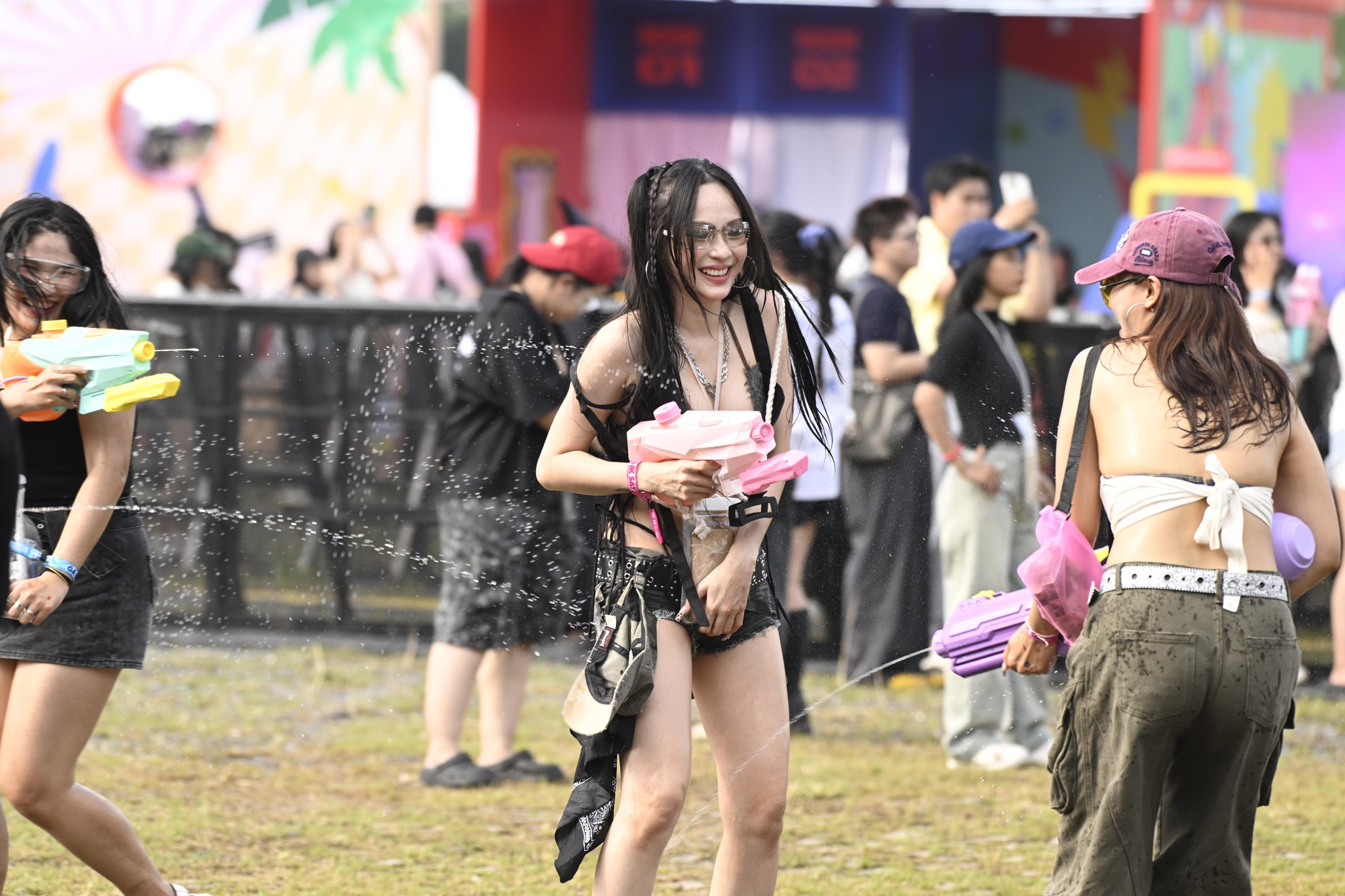 Những cái nhất chỉ có ở WATERBOMB 2025- Ảnh 4. Những cái nhất chỉ có ở WATERBOMB 2025- Ảnh 4.