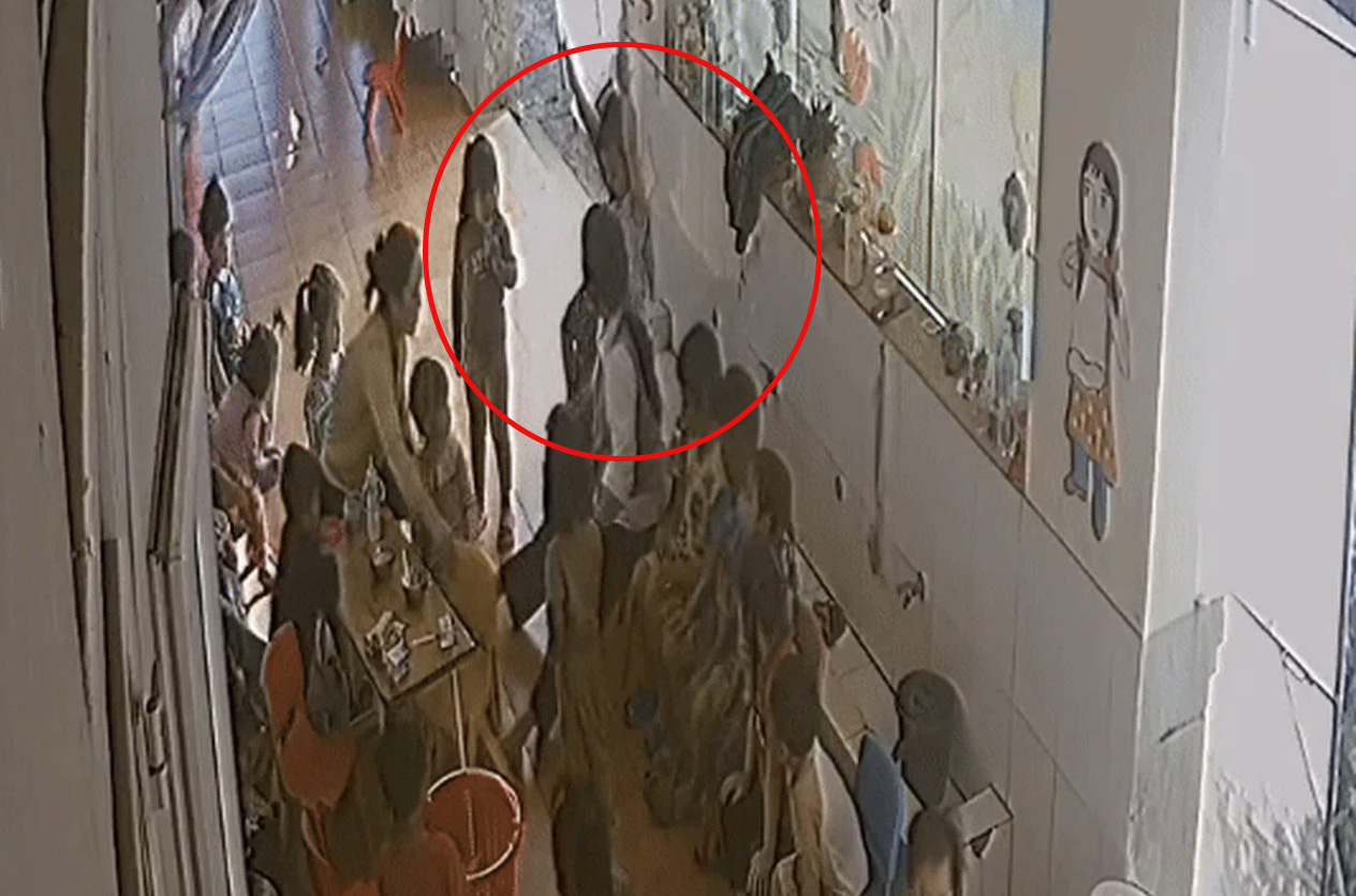 Bị phụ huynh tố "tác động" khiến bé 5 tuổi chảy máu cam, cô giáo giải thích "vô tình đưa tay trúng mũi”- Ảnh 1.