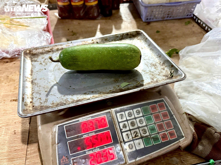 Rau dưa đắt "khét lẹt", hơn cả thịt cá- Ảnh 5.