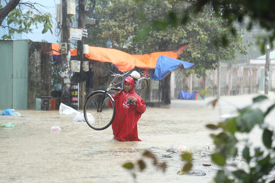 Mưa to gây ngập lụt, Gia Lai kích hoạt kịch bản phòng chống lũ- Ảnh 1.