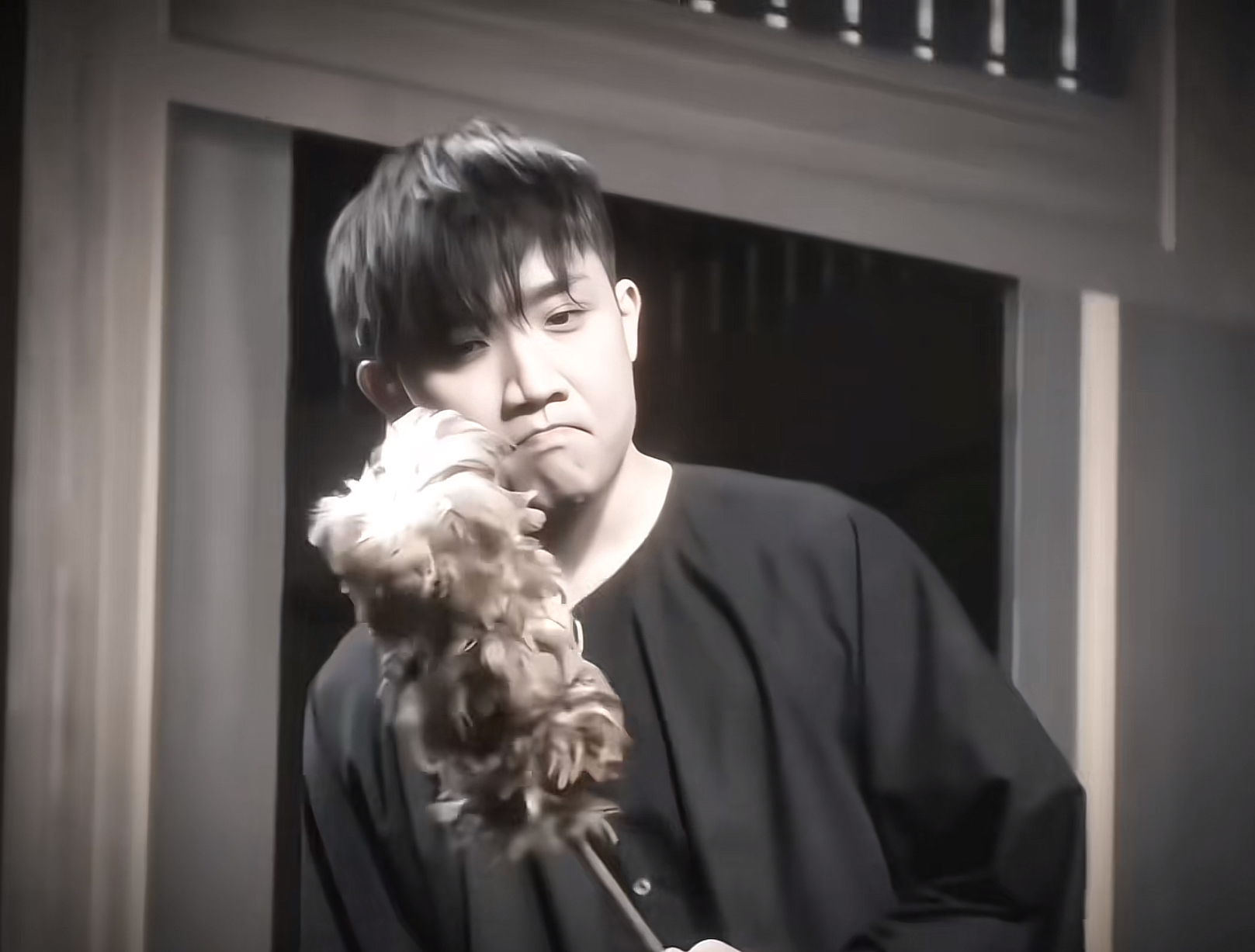 Dụi mắt 7749 lần vẫn không tin đây là Trấn Thành- Ảnh 2.