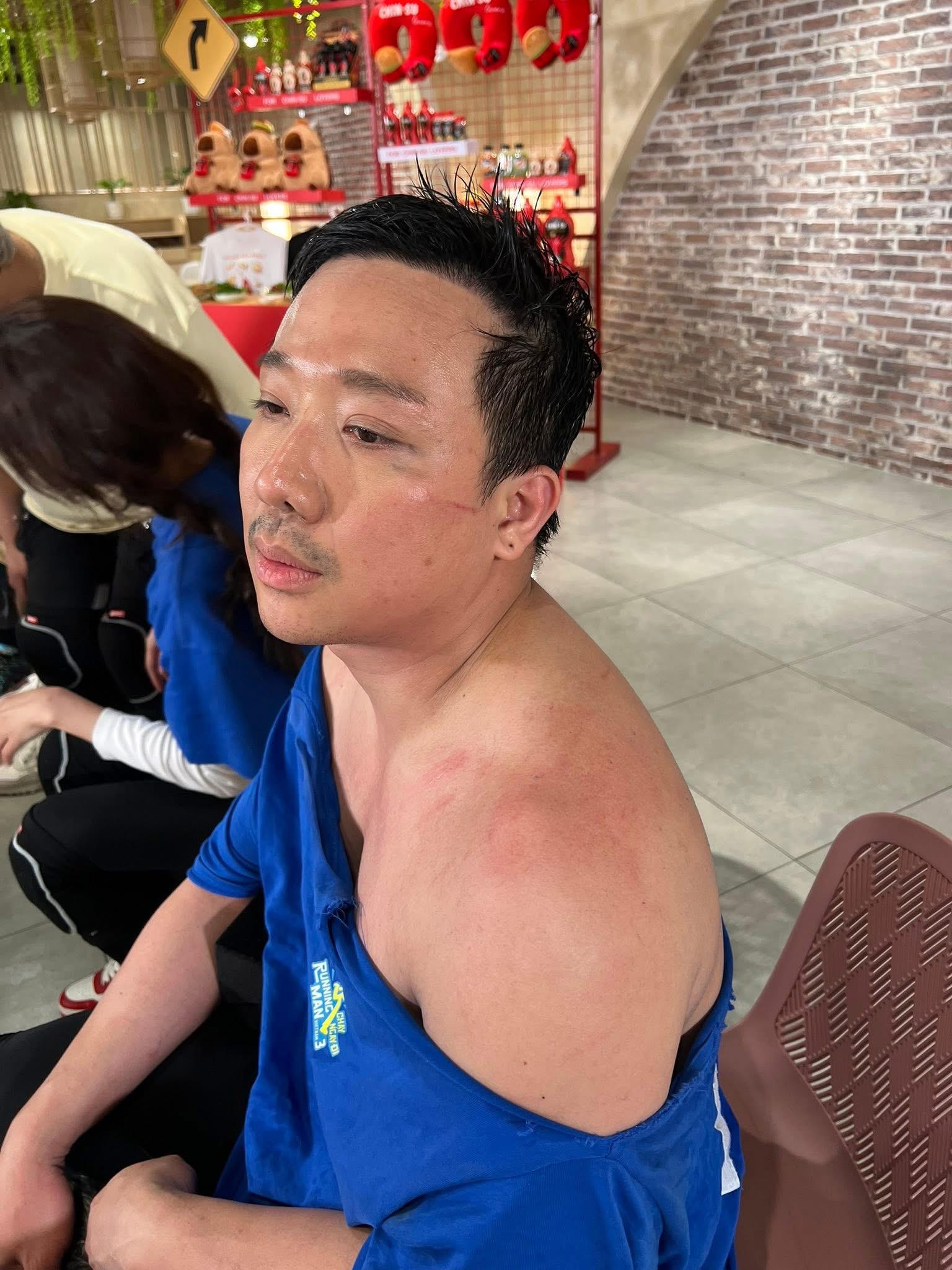 Dụi mắt 7749 lần vẫn không tin đây là Trấn Thành- Ảnh 9.