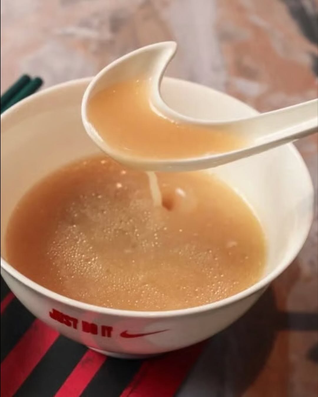 Sốc: Nike mở bán canh dưỡng sinh, gửi thông điệp động viên Gen Z- Ảnh 4. Sốc: Nike mở bán canh dưỡng sinh, gửi thông điệp động viên Gen Z- Ảnh 4.