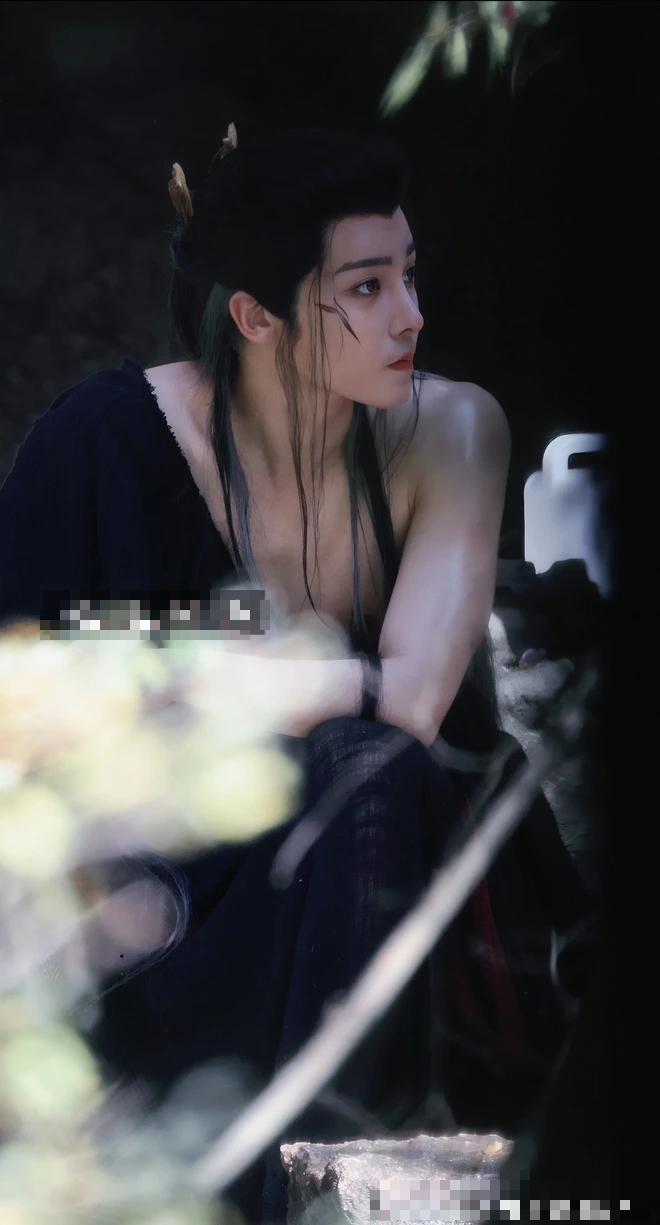 Mỹ nam cổ trang đẹp nhất cúi đầu hoảng loạn vì 1 câu nói của fan- Ảnh 4.