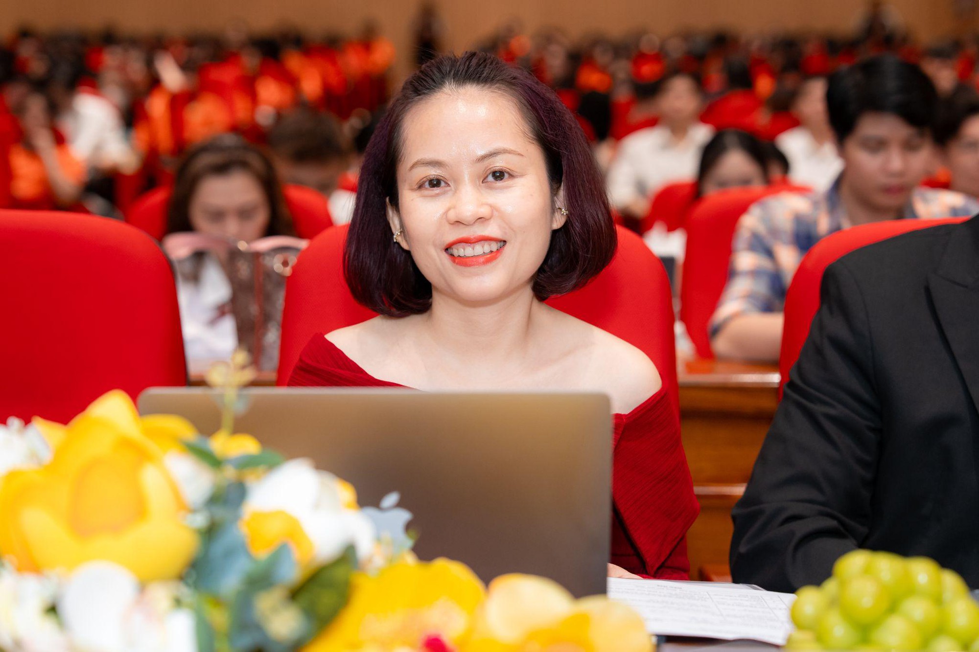 Giảng viên là chuyên gia doanh nghiệp: Lợi thế để sinh viên HUTECH “chạm” thị trường sớm- Ảnh 2.