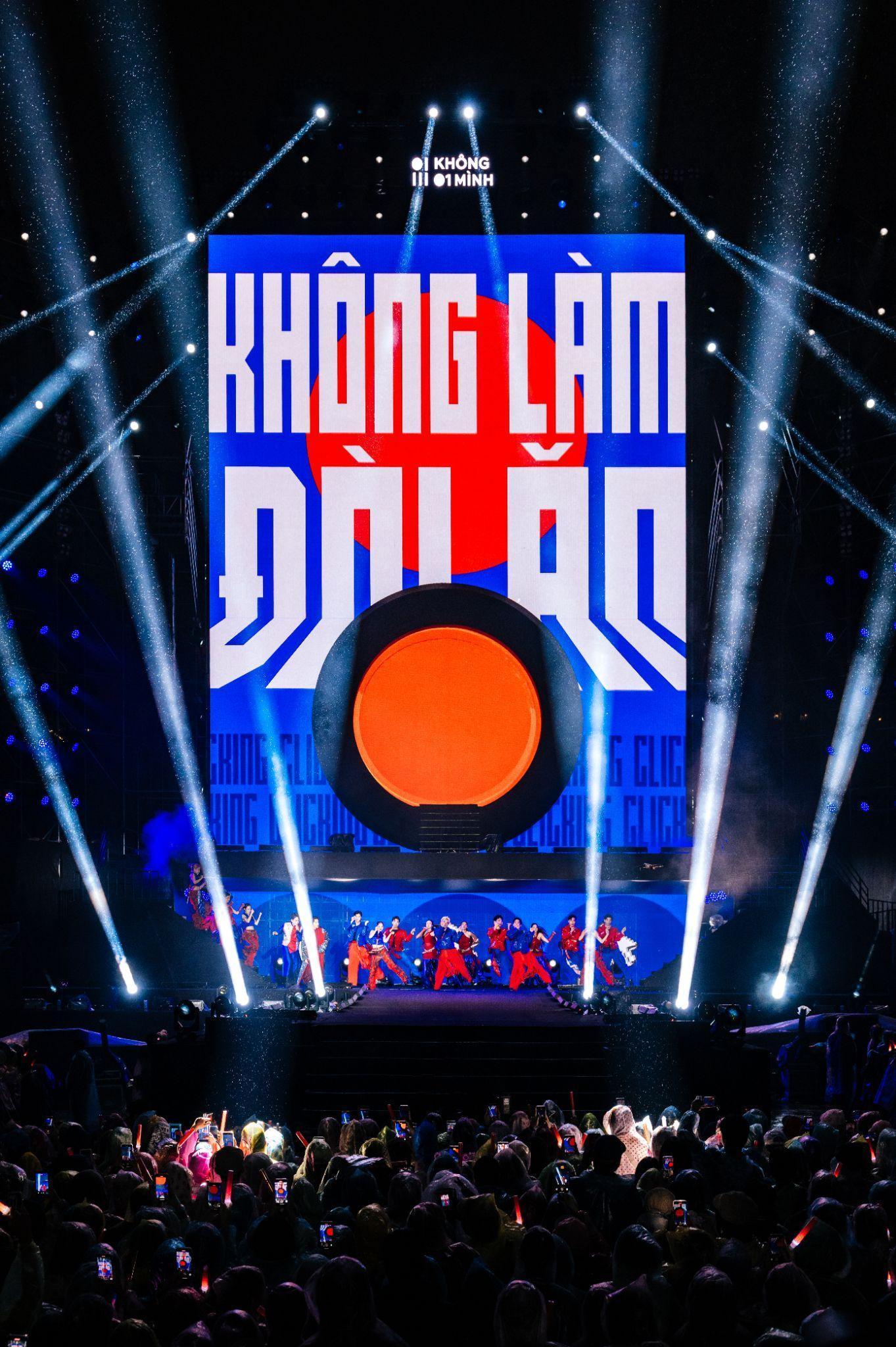 PVcomBank đồng hành cùng chiến dịch “Không Một Mình” hướng tới một không gian trực tuyến an toàn- Ảnh 4. PVcomBank đồng hành cùng chiến dịch “Không Một Mình” hướng tới một không gian trực tuyến an toàn- Ảnh 4.