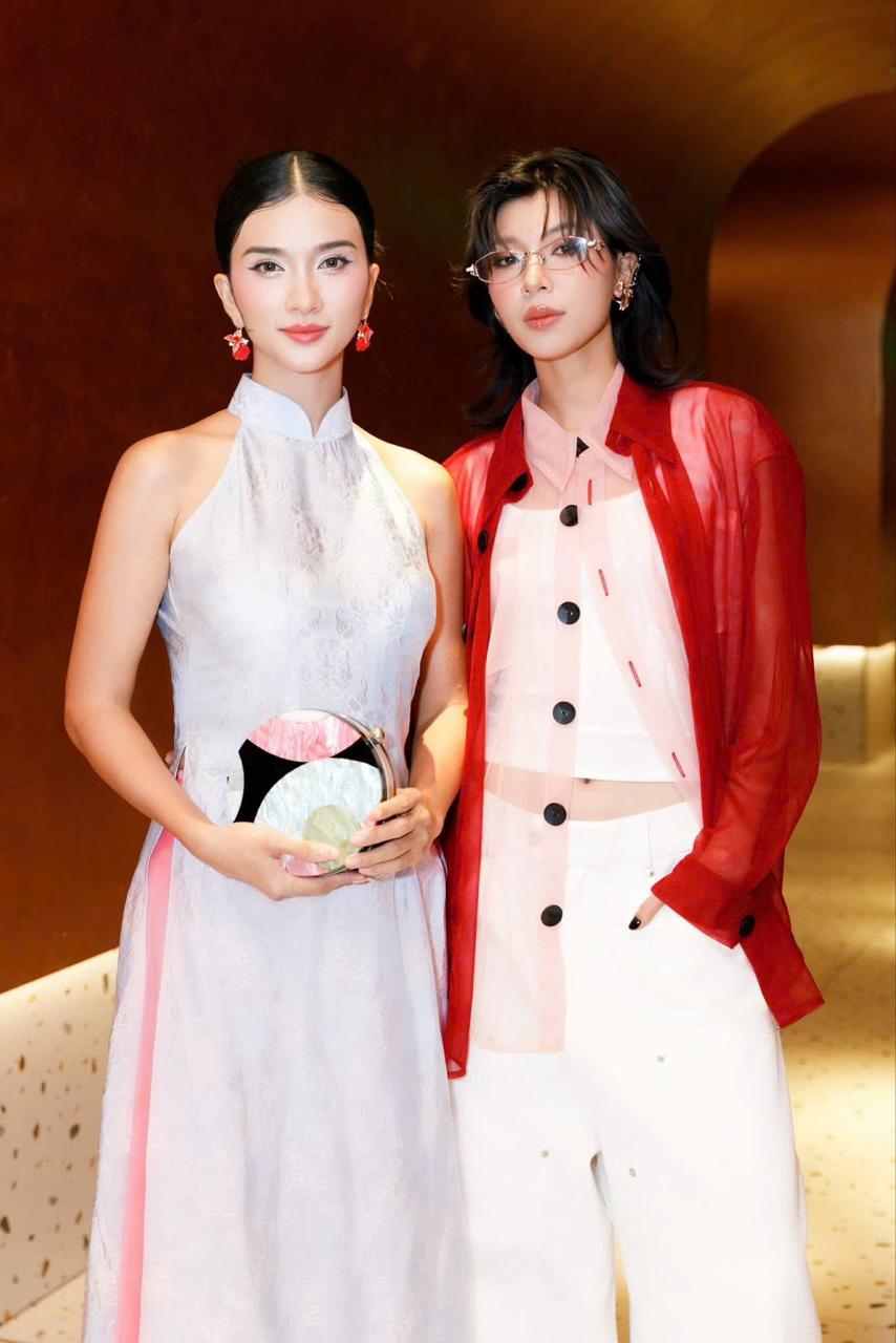 Chuyện gì đang xảy ra giữa NSƯT Kim Tuyến và Chị Đẹp Đồng Ánh Quỳnh?- Ảnh 6. Chuyện gì đang xảy ra giữa NSƯT Kim Tuyến và Chị Đẹp Đồng Ánh Quỳnh?- Ảnh 6.