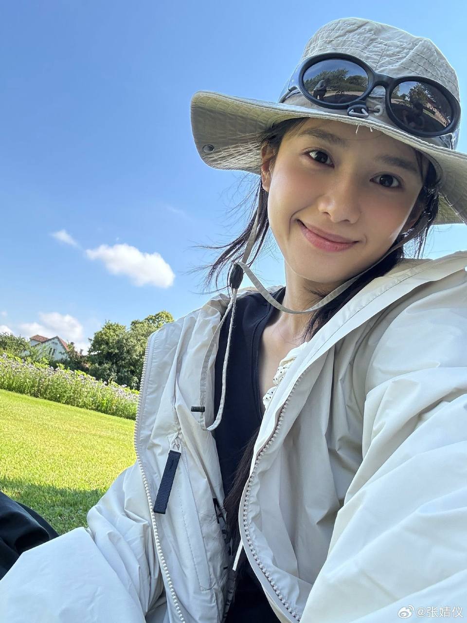 Xuất hiện nữ thần mặt mộc mới- Ảnh 4. Xuất hiện nữ thần mặt mộc mới- Ảnh 4.