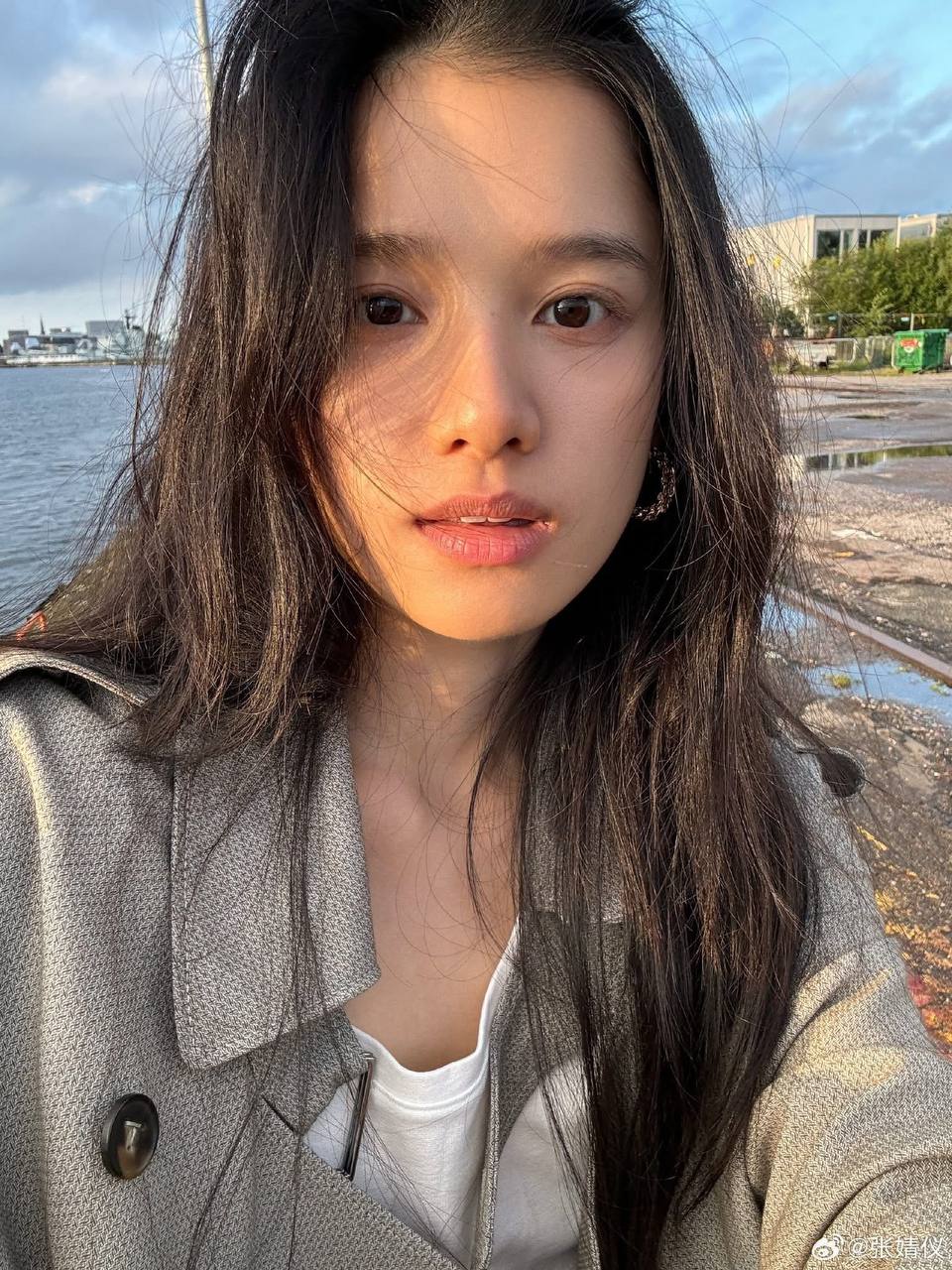 Xuất hiện nữ thần mặt mộc mới- Ảnh 6. Xuất hiện nữ thần mặt mộc mới- Ảnh 6.