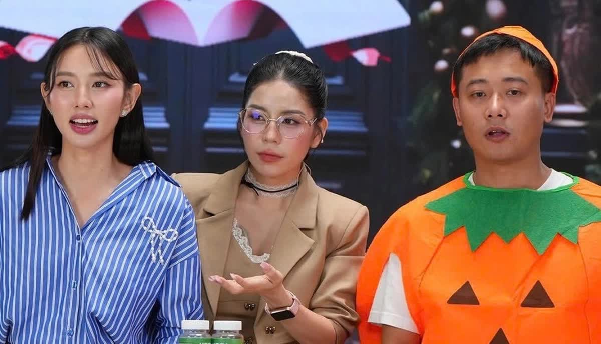 Xét xử vụ kẹo Kera: Rất đông người thân của các bị cáo có mặt, mẹ Hoa hậu Thùy Tiên ngồi lặng trong phòng xét xử- Ảnh 18.