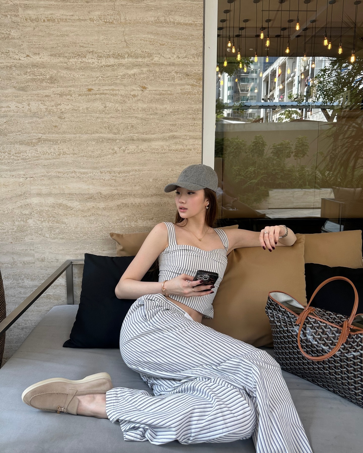 Hot girl vừa xinh vừa sang như tài phiệt Hàn, từng chụp hình với bạn trai Lisa- Ảnh 14.