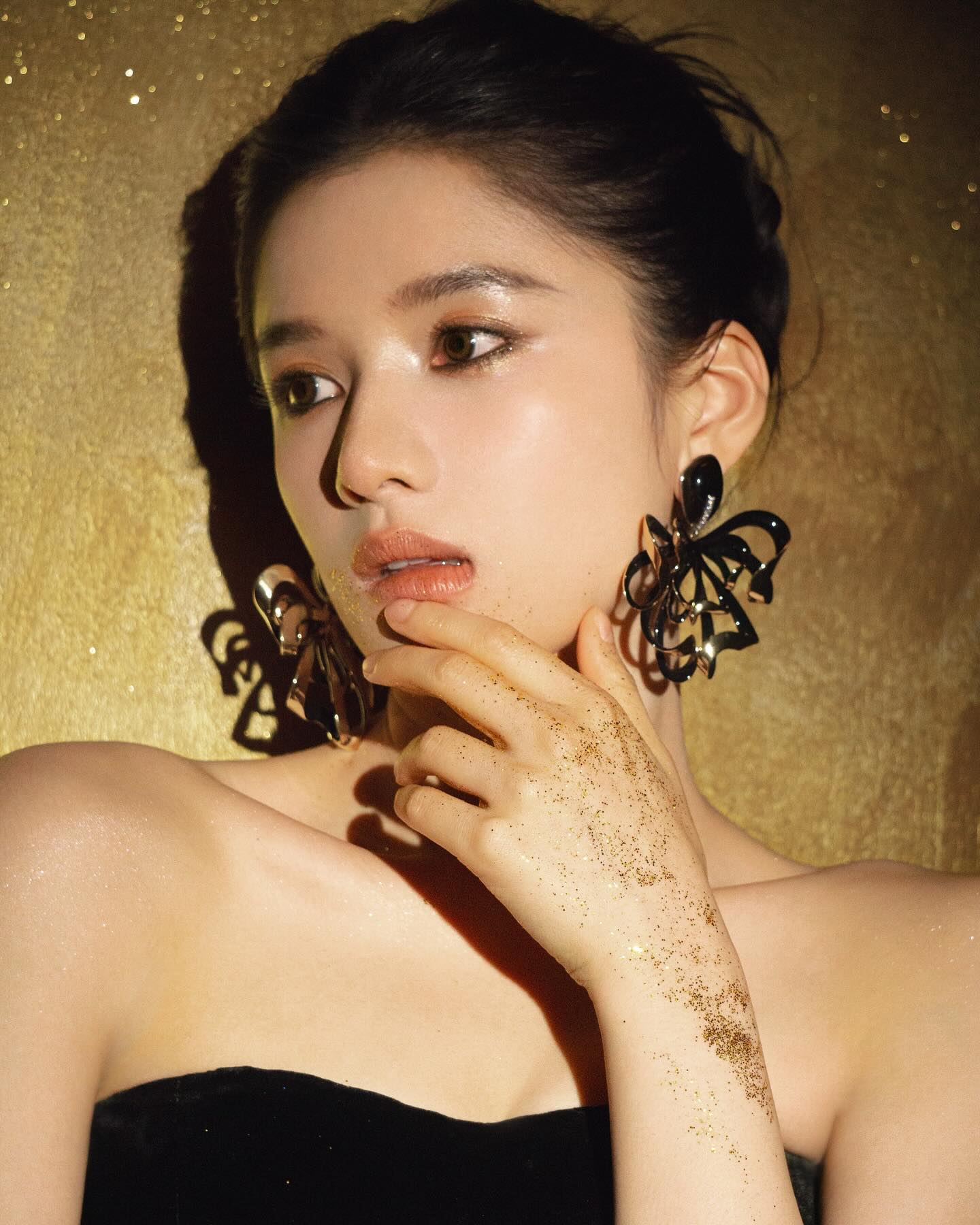 Xuất hiện nữ thần mặt mộc mới- Ảnh 13. Xuất hiện nữ thần mặt mộc mới- Ảnh 13.