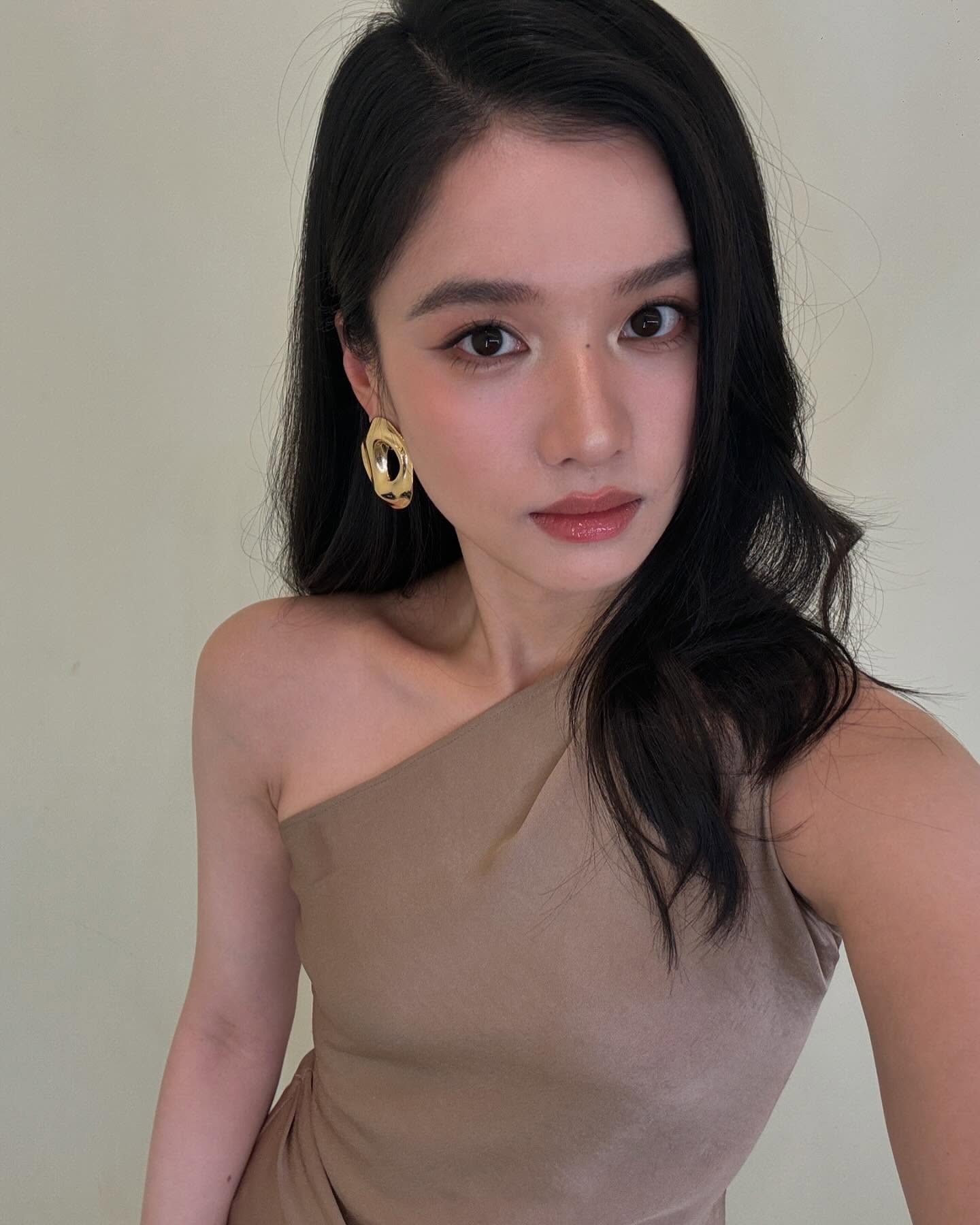 Xuất hiện nữ thần mặt mộc mới- Ảnh 16. Xuất hiện nữ thần mặt mộc mới- Ảnh 16.