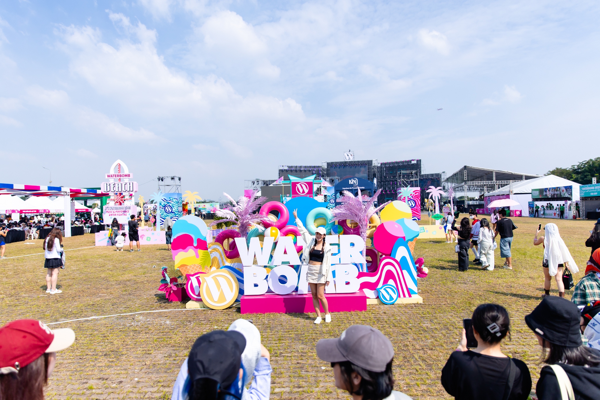 WATERBOMB đã kết thúc nhưng dư âm rực rỡ vẫn “níu chân” khiến ai cũng muốn quay lại mùa tới- Ảnh 2. WATERBOMB đã kết thúc nhưng dư âm rực rỡ vẫn “níu chân” khiến ai cũng muốn quay lại mùa tới- Ảnh 2.