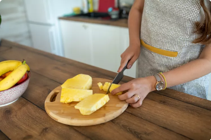 Phụ nữ ăn dứa thường xuyên có tác dụng gì?- Ảnh 1.