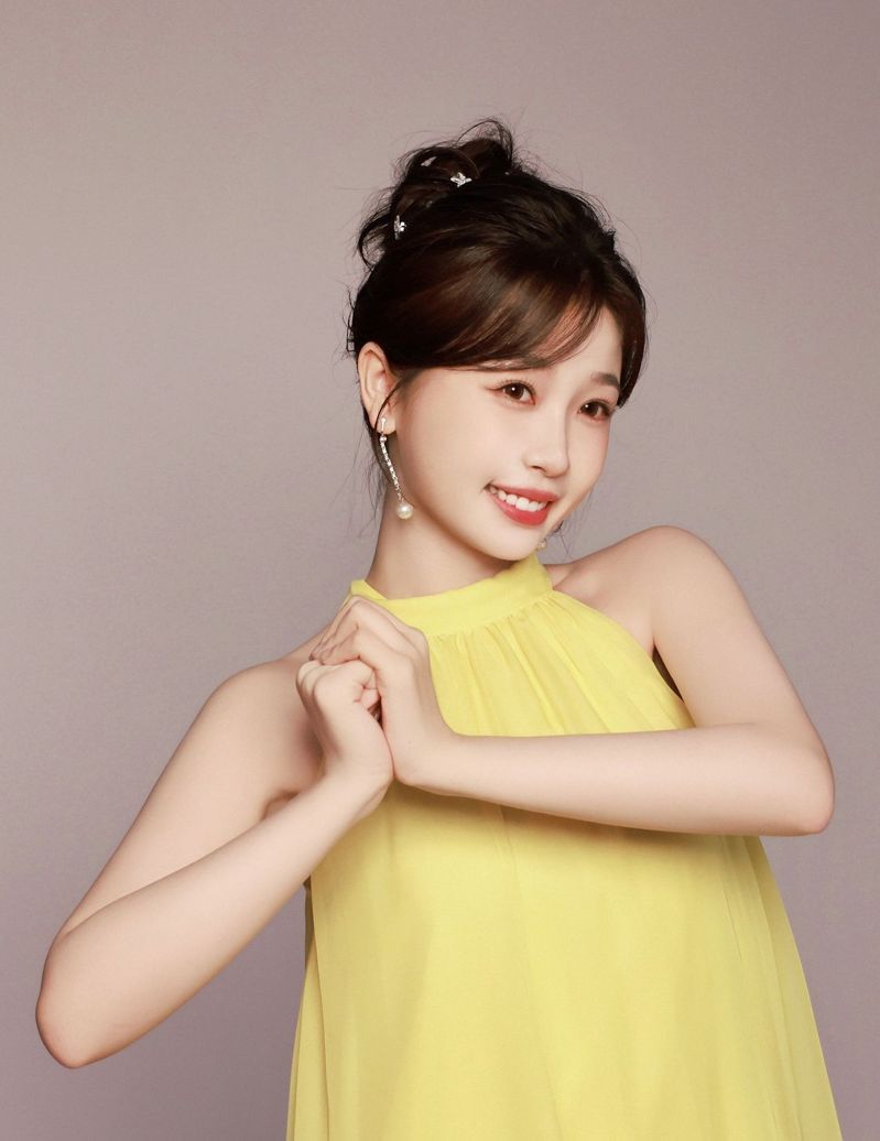 Sự hết thời của ngôi sao giả tạo nhất showbiz: Fan meeting chỉ bán được 26 vé, mất 160.000 người hâm mộ trong một ngày- Ảnh 4.