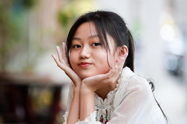 Ảnh hậu trẻ nhất Việt Nam dậy thì ngoạn mục sau 6 năm, chân dài miên man xuất hiện ở đâu sáng bừng ở đó- Ảnh 5. Ảnh hậu trẻ nhất Việt Nam dậy thì ngoạn mục sau 6 năm, chân dài miên man xuất hiện ở đâu sáng bừng ở đó- Ảnh 5.