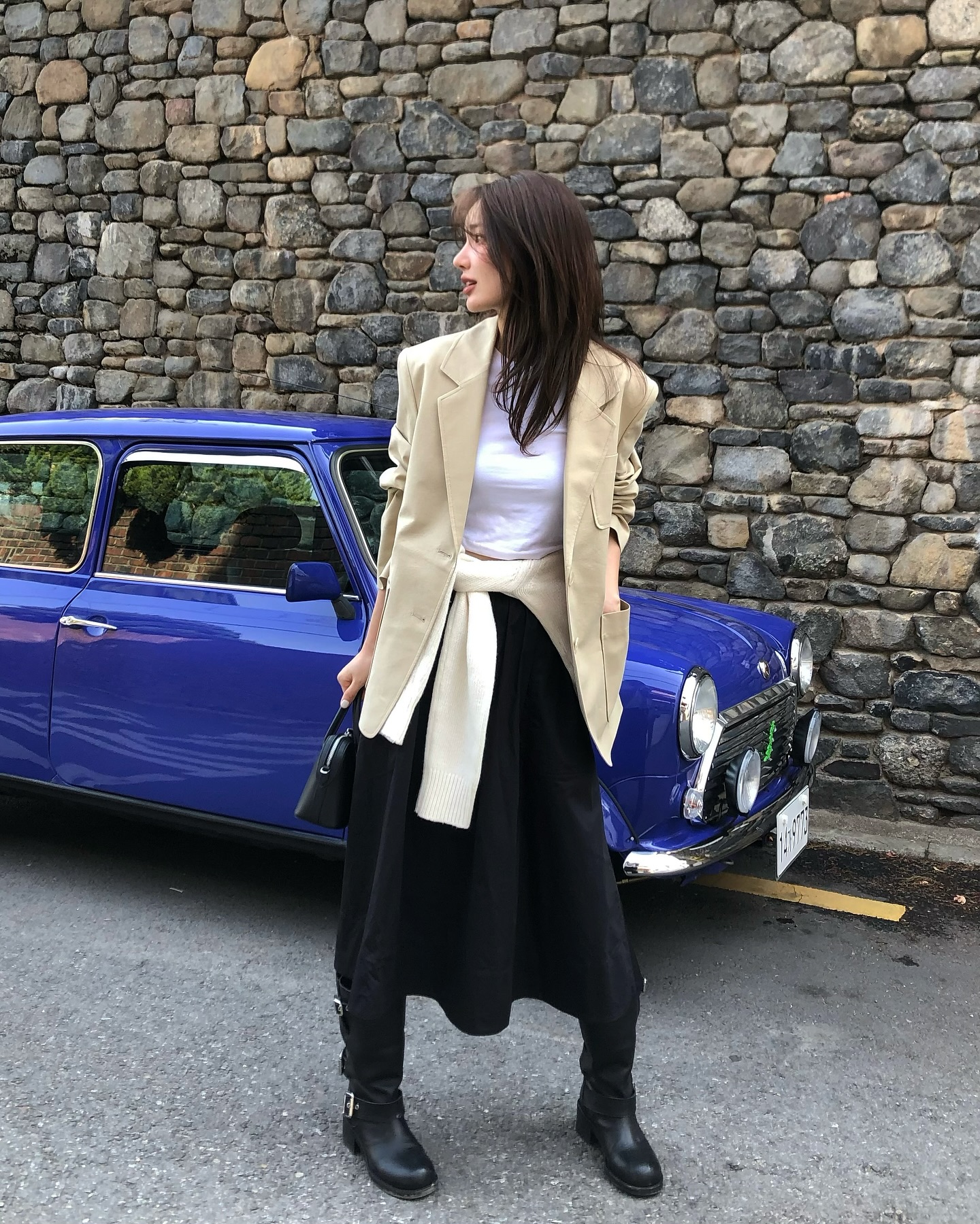 Đang hot hơn cả trang phục màu đen chính là đồ màu trắng - be: Trẻ trung hơn nhiều, tinh tế đỉnh cao- Ảnh 4. Đang hot hơn cả trang phục màu đen chính là đồ màu trắng - be: Trẻ trung hơn nhiều, tinh tế đỉnh cao- Ảnh 4.