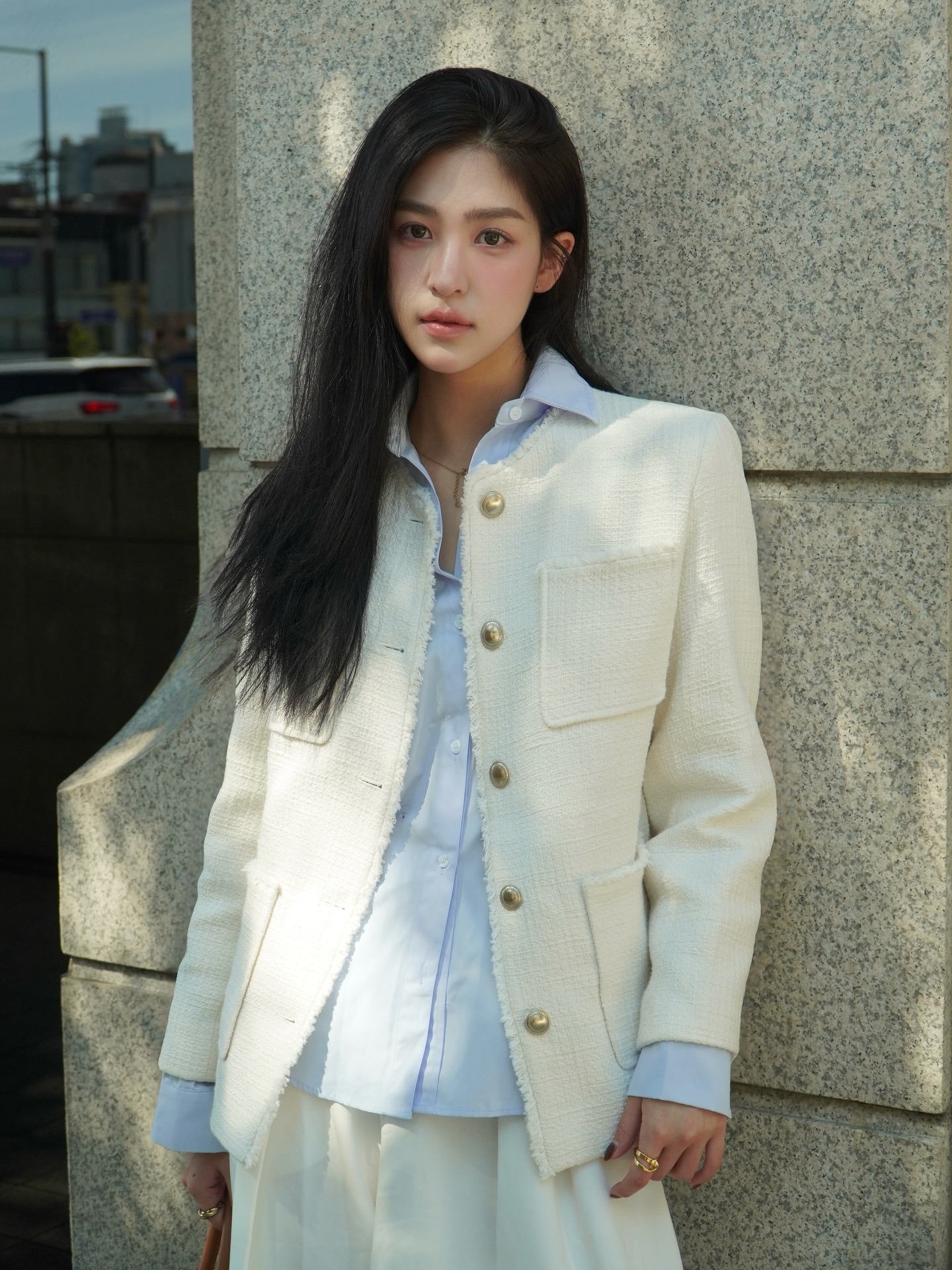 Đang hot hơn cả trang phục màu đen chính là đồ màu trắng - be: Trẻ trung hơn nhiều, tinh tế đỉnh cao- Ảnh 5. Đang hot hơn cả trang phục màu đen chính là đồ màu trắng - be: Trẻ trung hơn nhiều, tinh tế đỉnh cao- Ảnh 5.