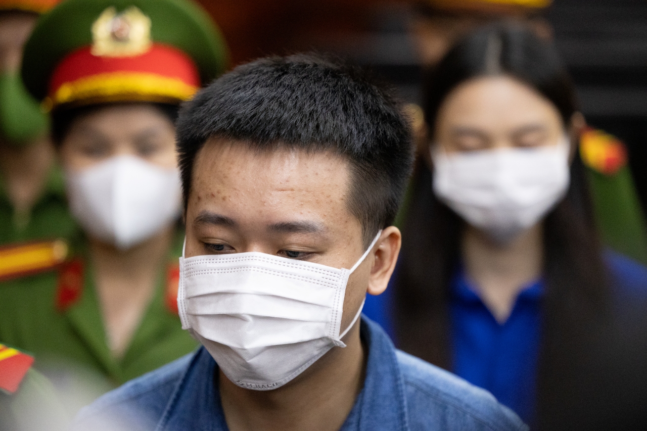 Quang Linh Vlogs khai không am hiểu về sản phẩm, chỉ nghe thông tin từ các cổ đông khác- Ảnh 1.