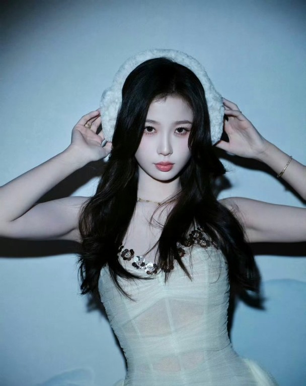 Sự hết thời của ngôi sao giả tạo nhất showbiz: Fan meeting chỉ bán được 26 vé, mất 160.000 người hâm mộ trong một ngày- Ảnh 3.