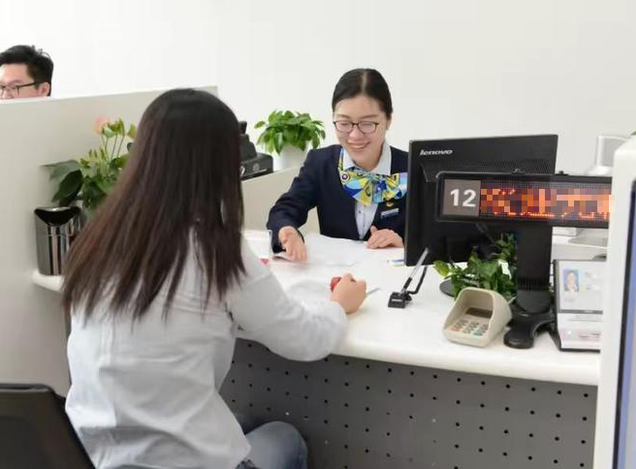 Người đàn ông chuyển 93 triệu đồng nhưng đối tác lại nhận được gấp 10 lần, ngân hàng kiện vì "cấu kết lừa đảo":Tòa tuyên khách không cần trả lại tiền- Ảnh 2. Người đàn ông chuyển 93 triệu đồng nhưng đối tác lại nhận được gấp 10 lần, ngân hàng kiện vì "cấu kết lừa đảo":Tòa tuyên khách không cần trả lại tiền- Ảnh 2.