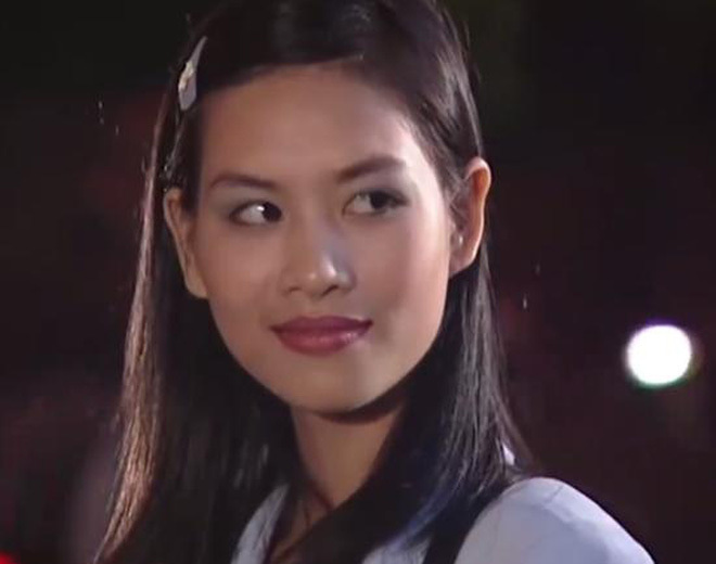 24 năm nhìn lại Phía Trước Là Bầu Trời: 3 cô gái ở xóm trọ nhỏ và những bài học không giáo trình nào có- Ảnh 2. 24 năm nhìn lại Phía Trước Là Bầu Trời: 3 cô gái ở xóm trọ nhỏ và những bài học không giáo trình nào có- Ảnh 2.