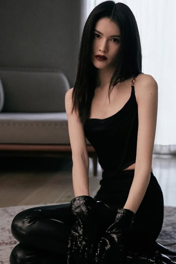 Dùng cách này cân bằng nội tiết suốt hơn 10 năm qua, "tiên cô" xứ Trung về dáng ngay sau sinh đáng kinh ngạc- Ảnh 4.