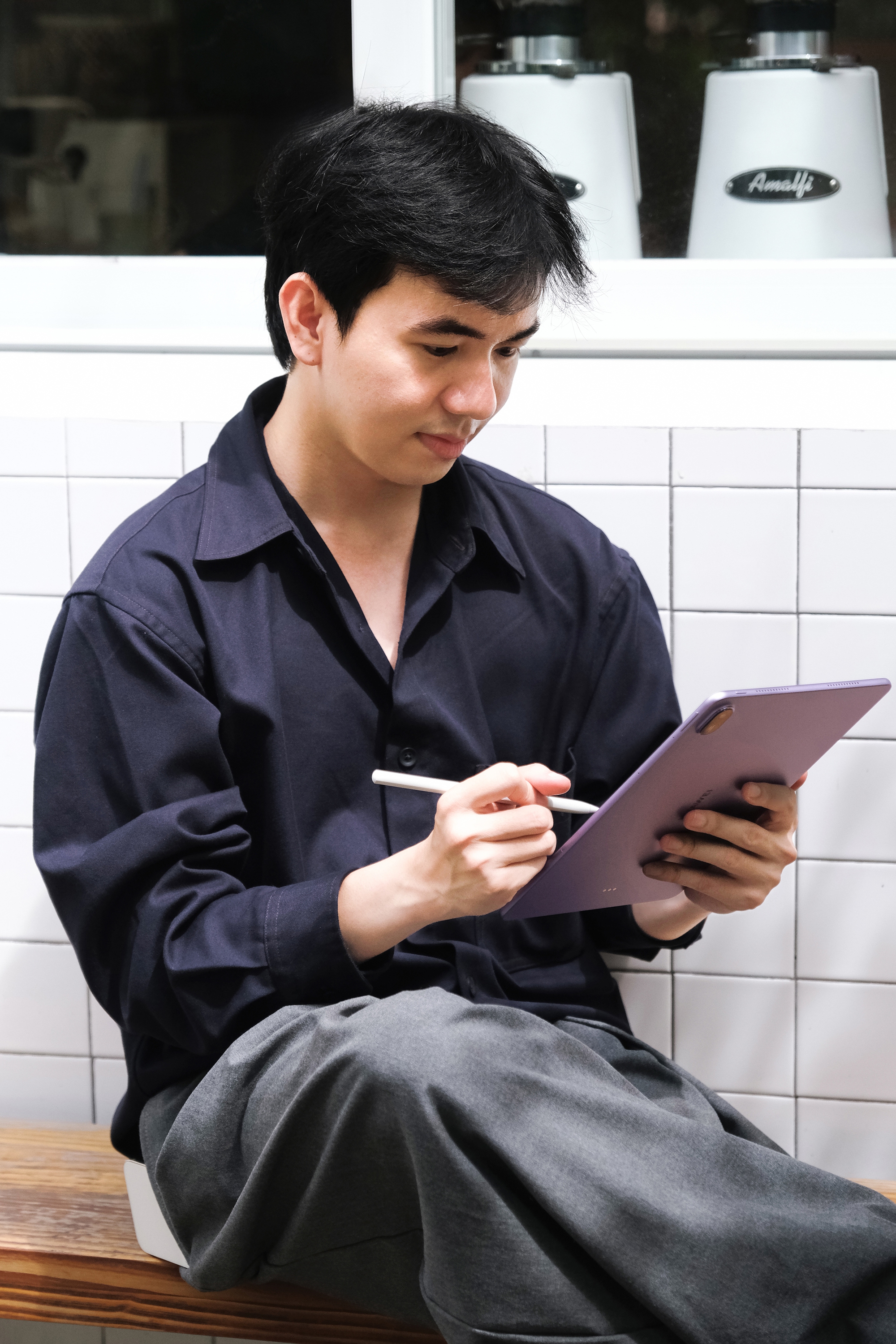 Mẫu tablet giá dưới 10 triệu đồng: dùng như máy tính, có màu tím lạ mắt- Ảnh 10. Mẫu tablet giá dưới 10 triệu đồng: dùng như máy tính, có màu tím lạ mắt- Ảnh 10.