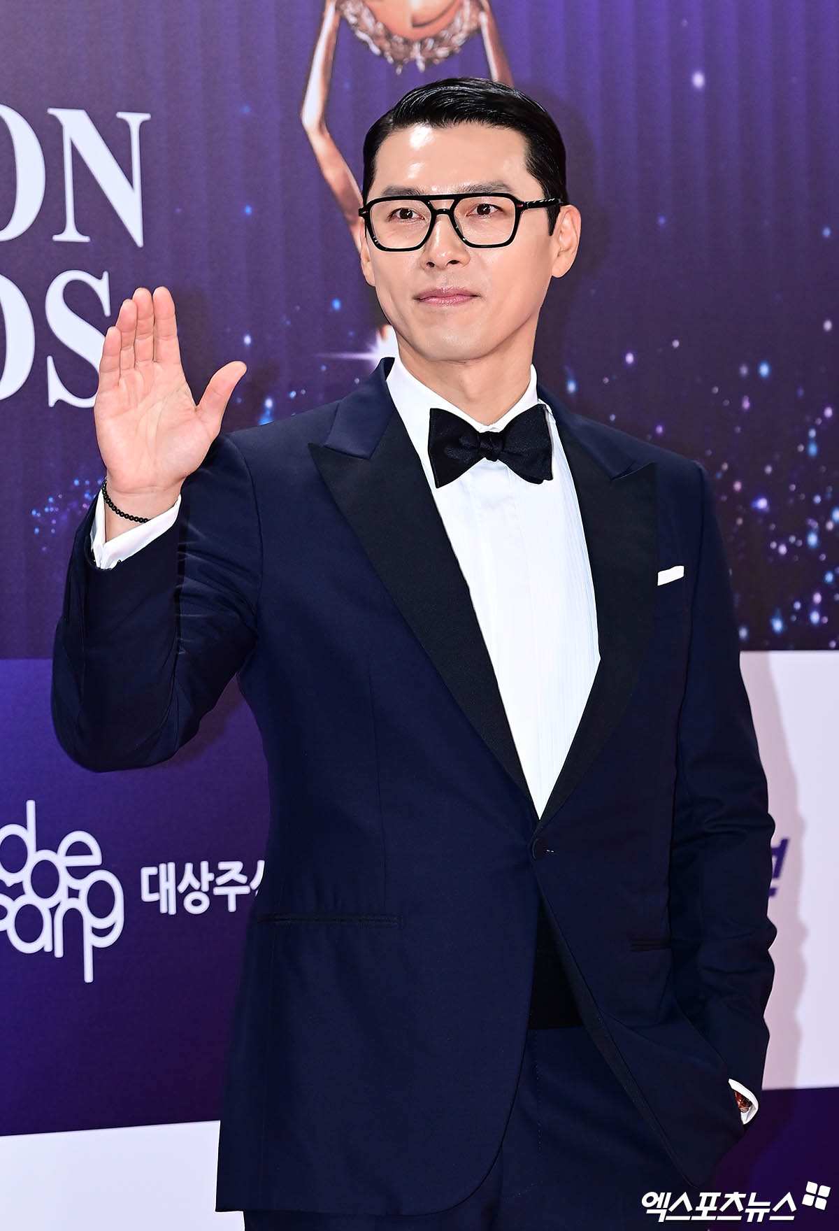 Không chịu nổi vợ chồng Hyun Bin - Son Ye Jin được nữa rồi!- Ảnh 10. Không chịu nổi vợ chồng Hyun Bin - Son Ye Jin được nữa rồi!- Ảnh 10.