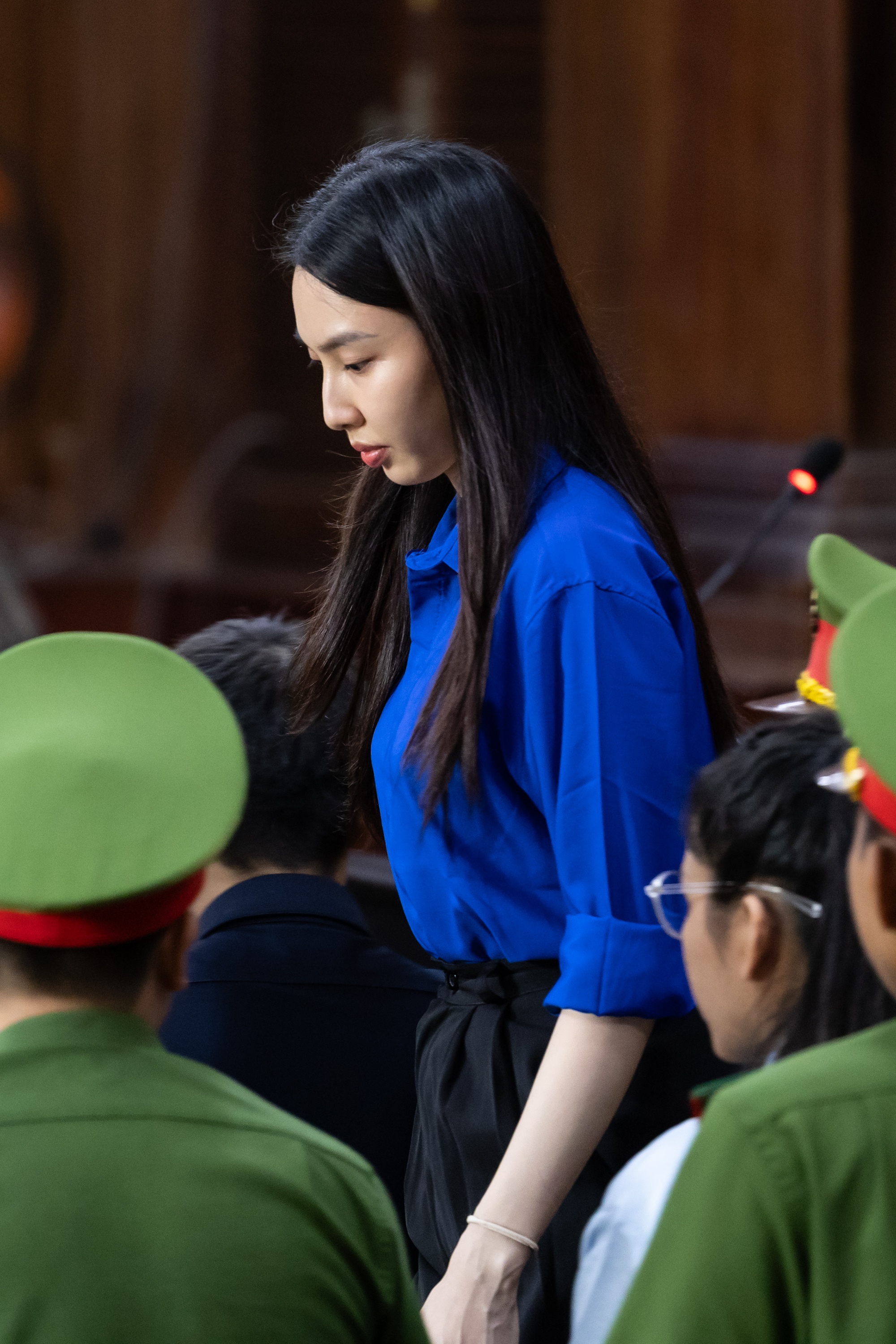 Luật sư: Thuỳ Tiên chưa nhận được số tiền thực tế, ngoại trừ 6,8 triệu gắn giỏ hàng trên sàn thương mại điện tử- Ảnh 1. Luật sư: Thuỳ Tiên chưa nhận được số tiền thực tế, ngoại trừ 6,8 triệu gắn giỏ hàng trên sàn thương mại điện tử- Ảnh 1.