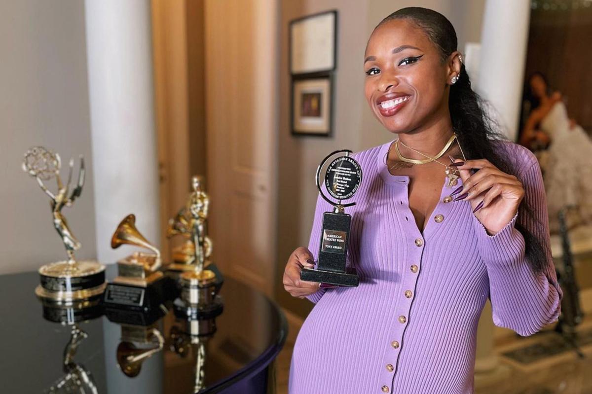 Nữ ca sĩ đóng phim Sex and the City: Gia đình gặp thảm kịch kinh hoàng, sống sót một cách thần kỳ- Ảnh 4.