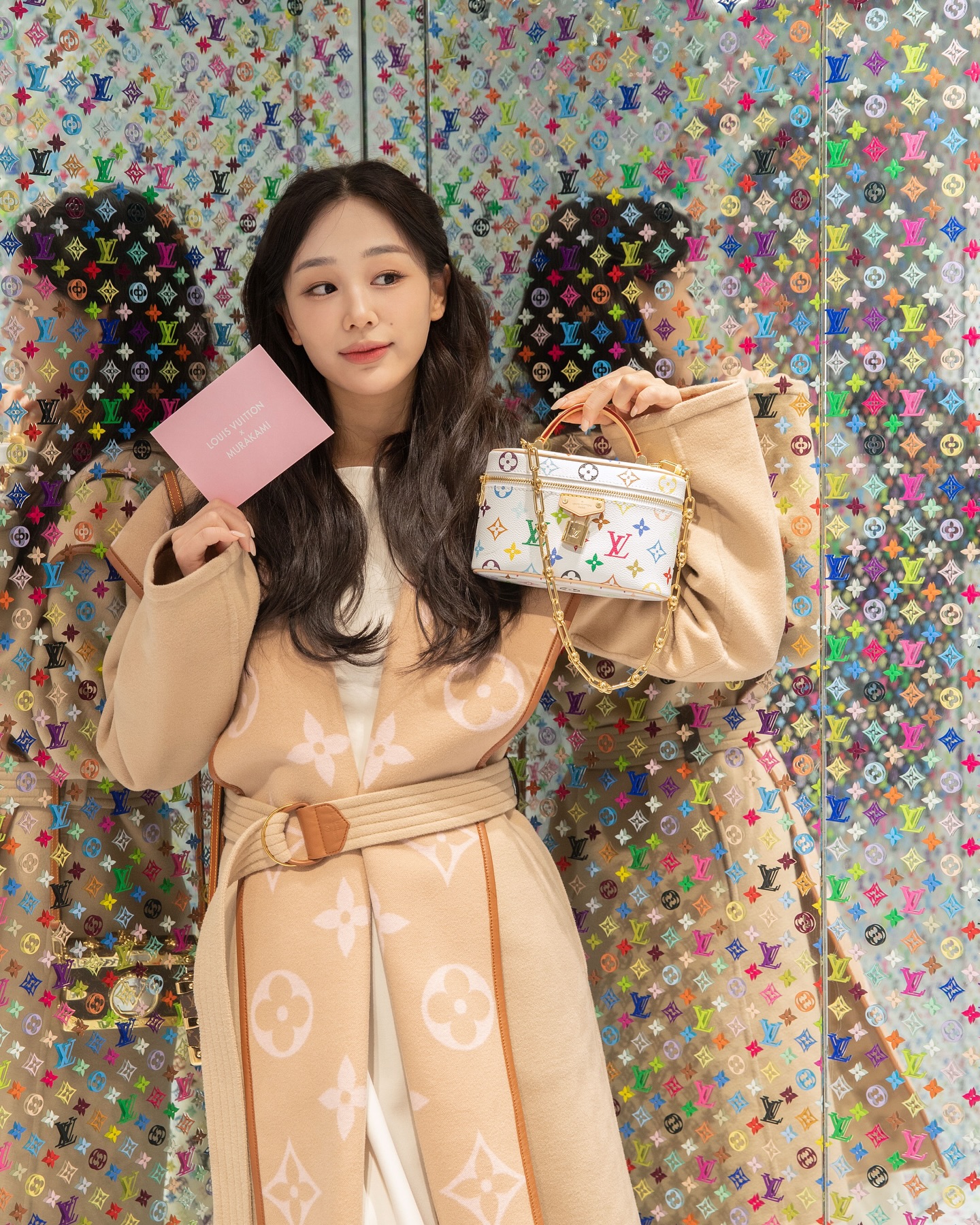 Thiên kim tiểu thư là bạn thân của công chúa Kpop: Visual tri thức nổi bật trong dàn chaebol- Ảnh 11.